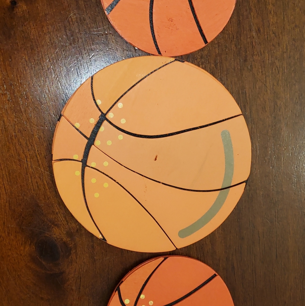 Basketball Decor Set - Picture 3 of 5